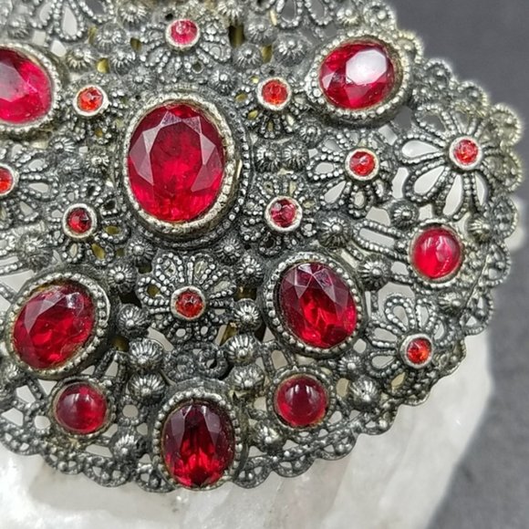 Vintage New England Glassworks Red Rhinestone Dress Clip - Picture 2 of 5